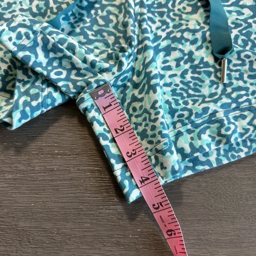 NWT Athleta Balance 4” Shortie Blue Teal White XS
